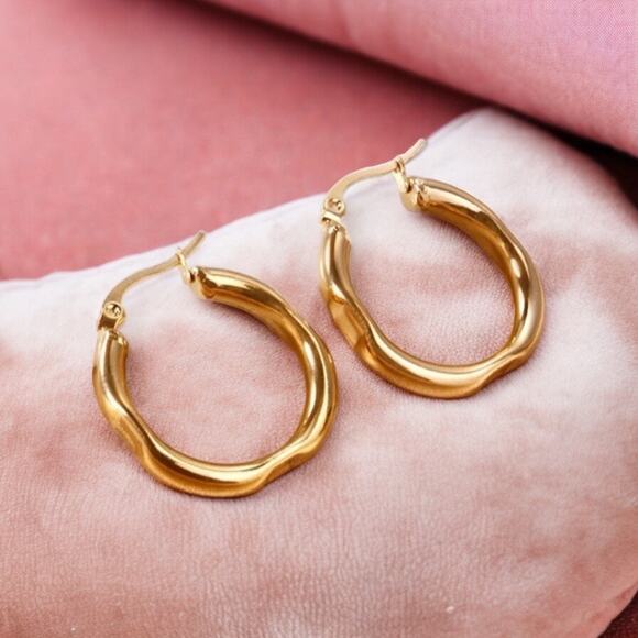 NEW 18K yellow gold plated hoop earrings jewelry B28A - Picture 2 of 6